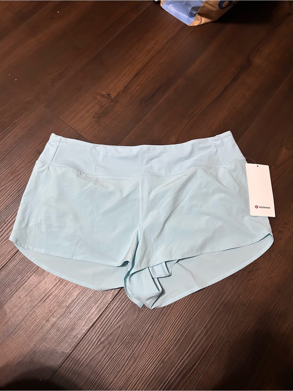 lululemon athletica NWT Foam Speed Up High Rise Shorts 2.5” with Built in Panty